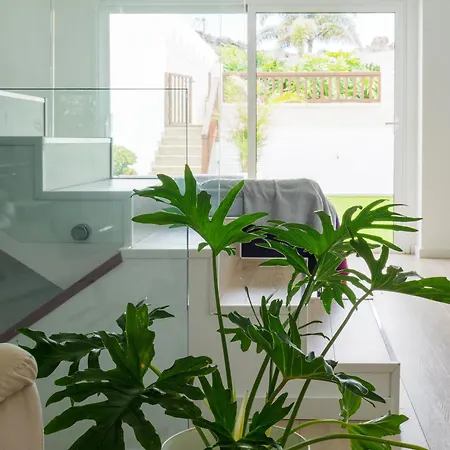 Paradise Costa Bella *